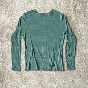 Women’s Long Sleeve Shirt